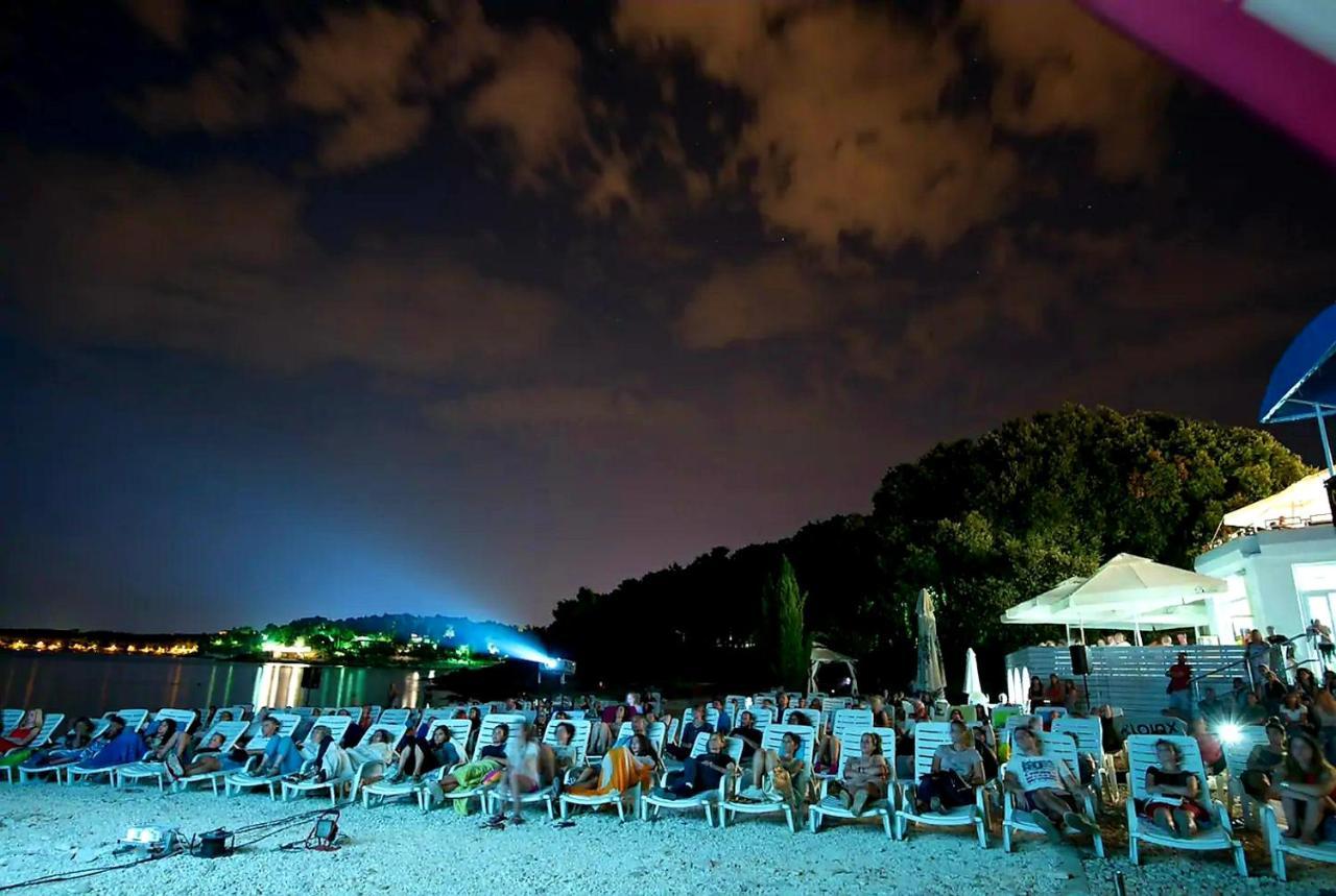 Apartment Mon Cheri-Located In A Quiet Neighbourhood Near Beaches Free Parking Pula Buitenkant foto