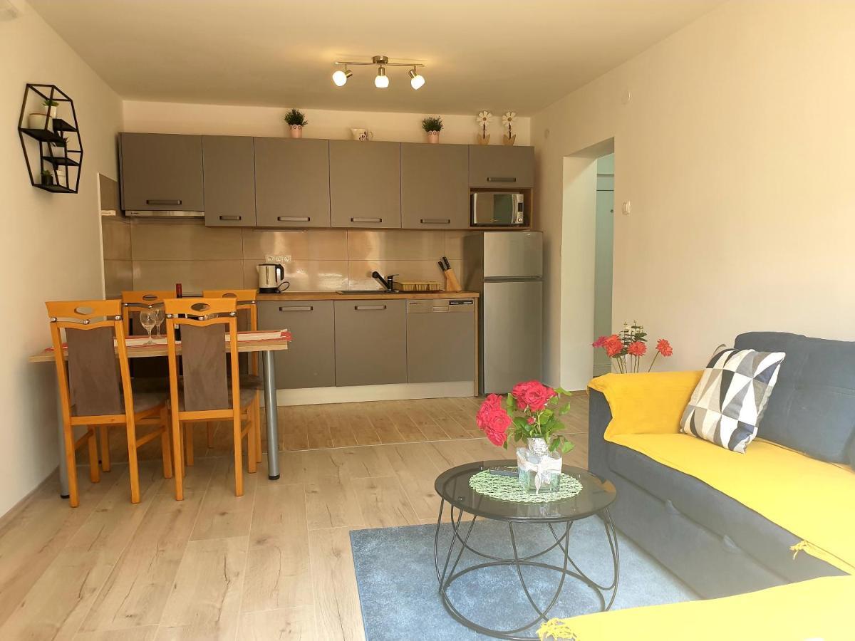 Apartment Mon Cheri-Located In A Quiet Neighbourhood Near Beaches Free Parking Pula Buitenkant foto